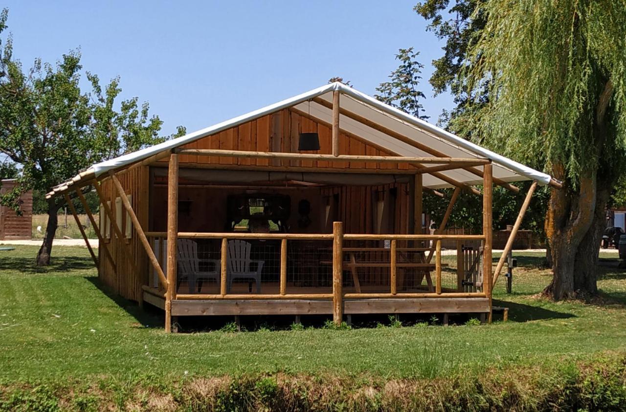 Bed and Breakfast Domaine Ramonjavel, Glamping & Alpaca'S Fongrave Exterior foto