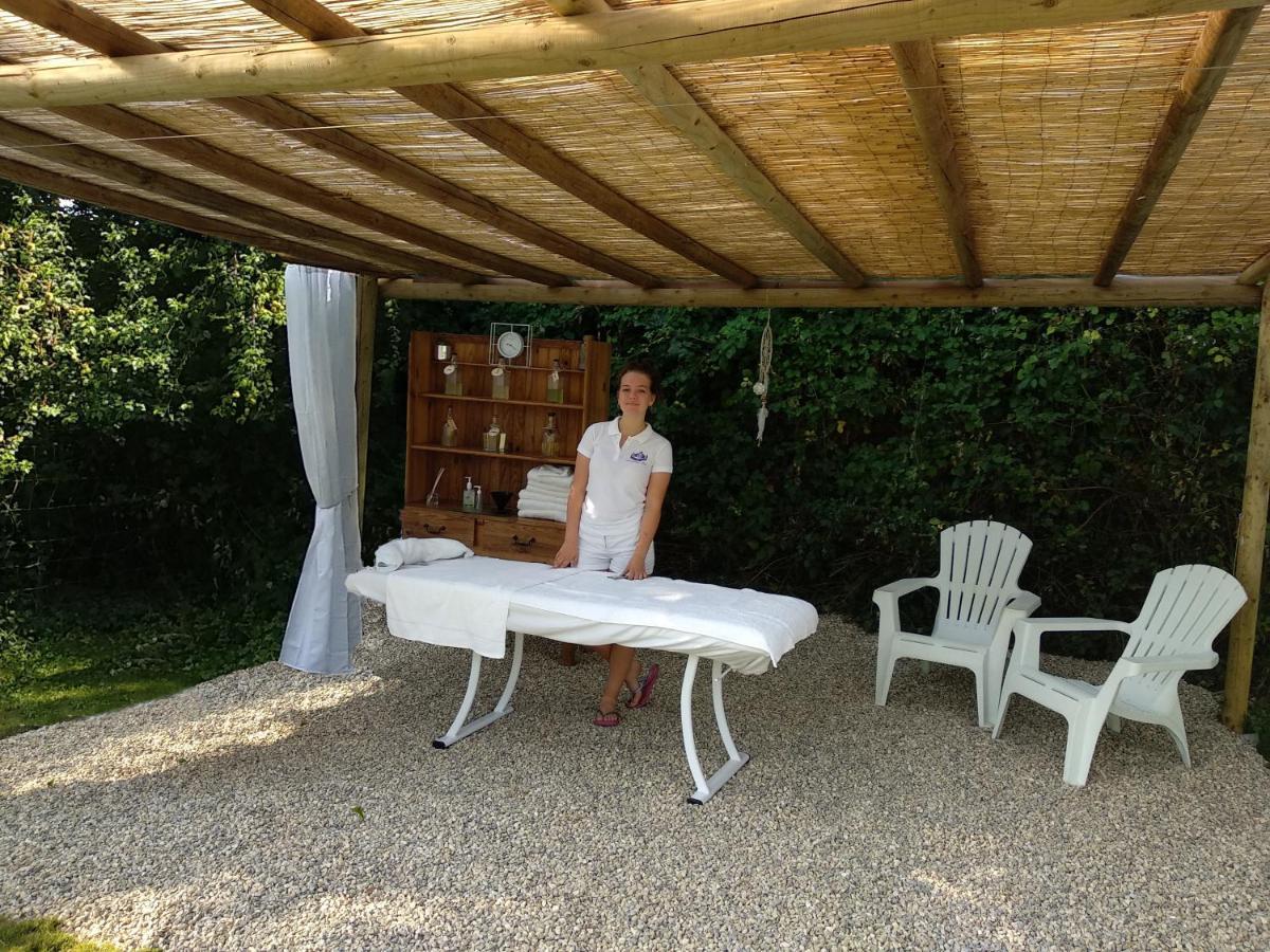 Bed and Breakfast Domaine Ramonjavel, Glamping & Alpaca'S Fongrave Exterior foto